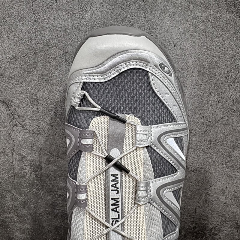 Salomon XT-Quest ADV 'Grey / Silver' view