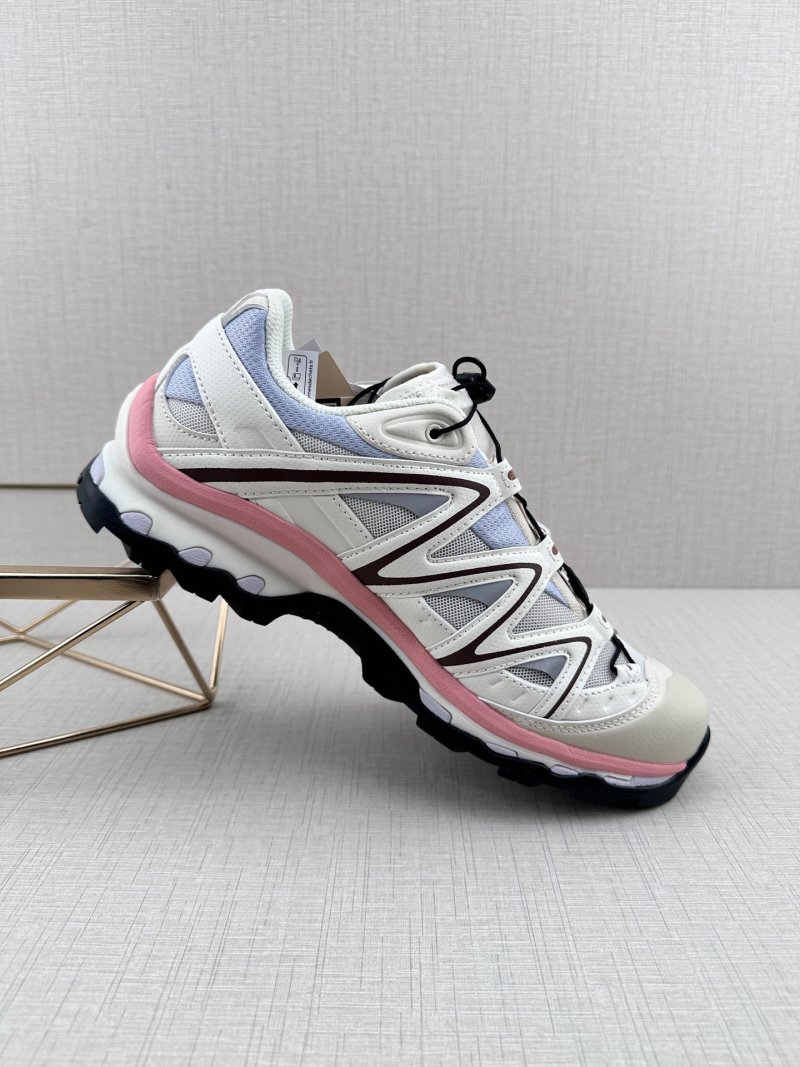 Salomon XT-Quest ADV view