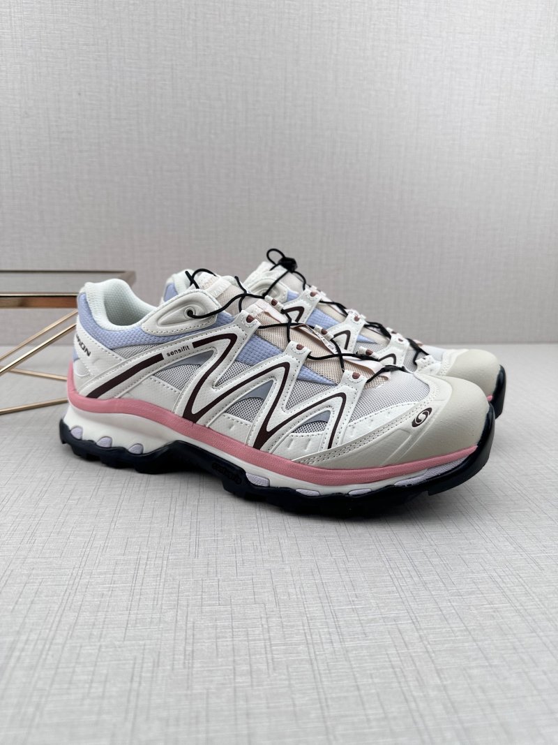 Salomon XT-Quest ADV view