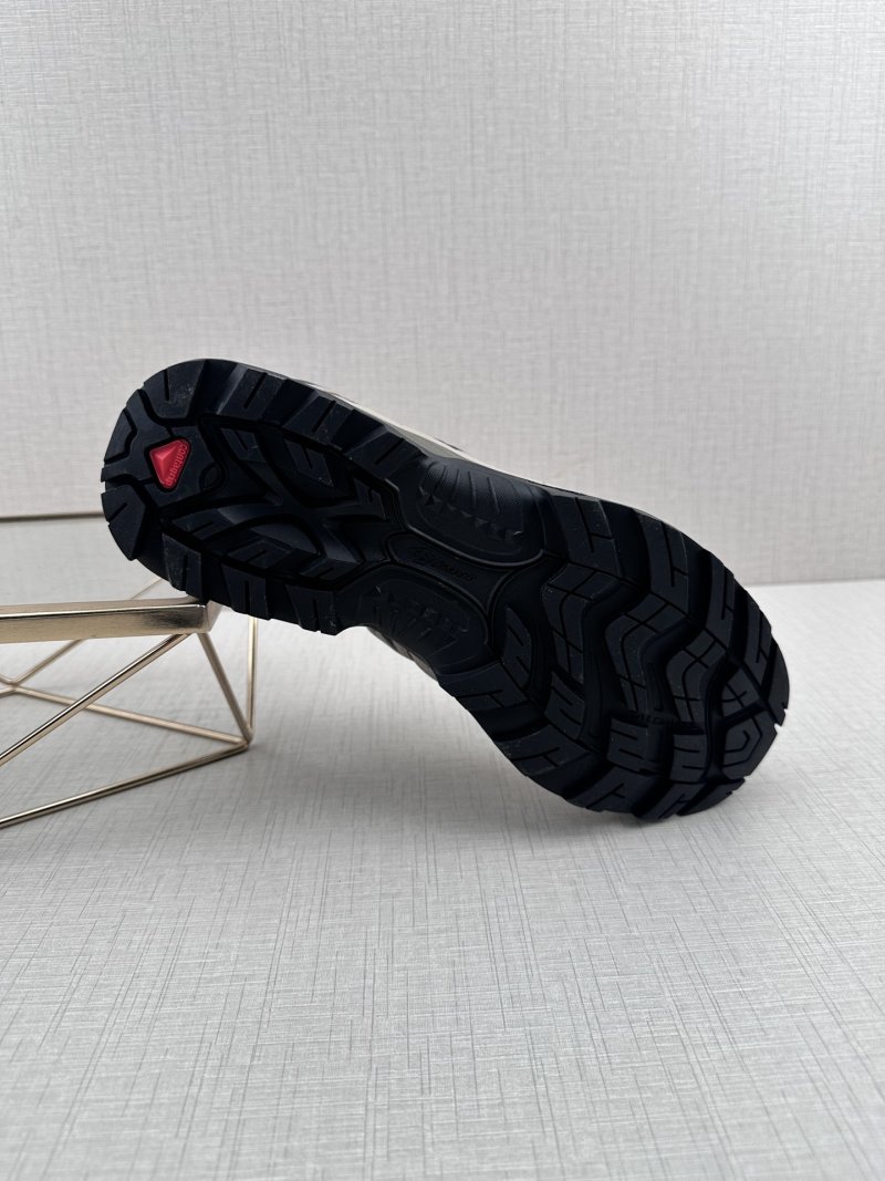 Salomon XT-Quest ADV 'Beige' view