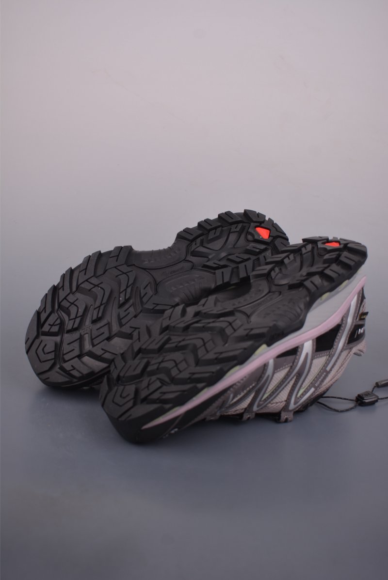Salomon XT Quest GTX view