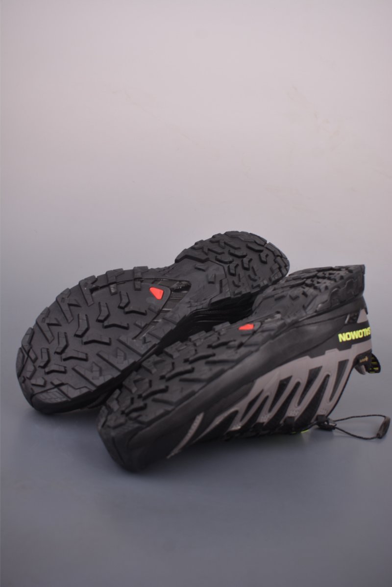 Salomon XA Pro 3D V9 GTX view