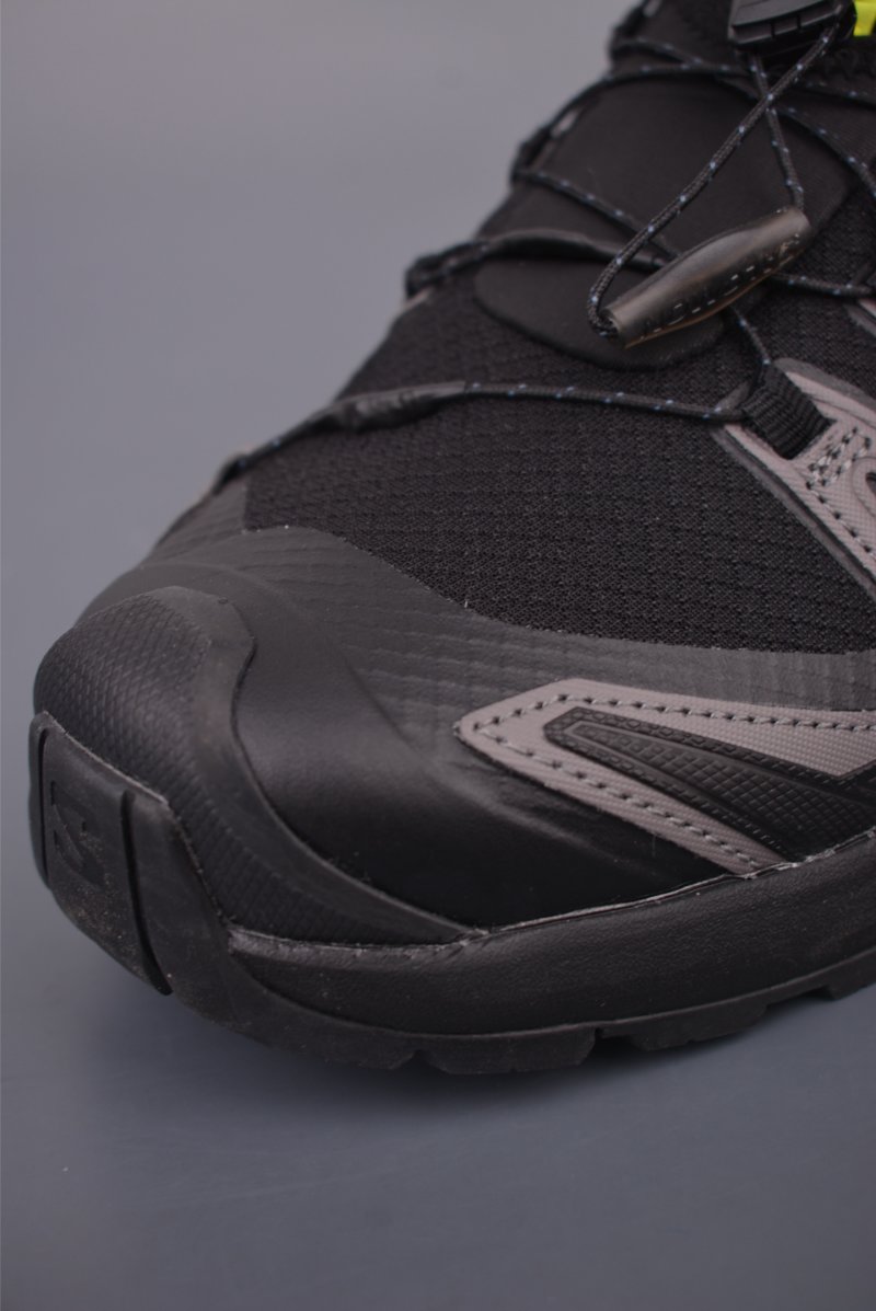 Salomon XA Pro 3D V9 GTX view