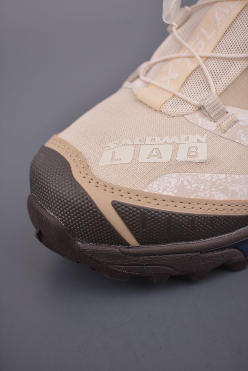 Salomon XT-4 OG Protective view