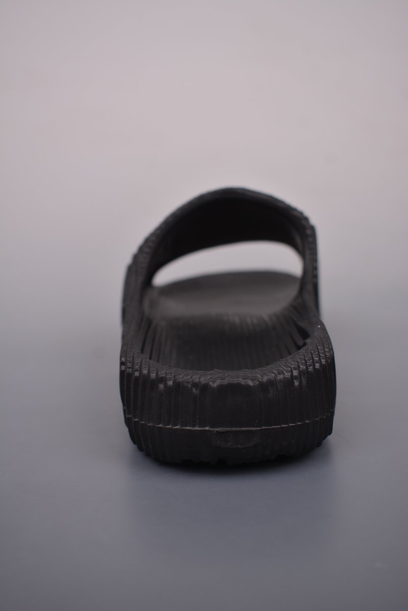 Adidas Adilette view