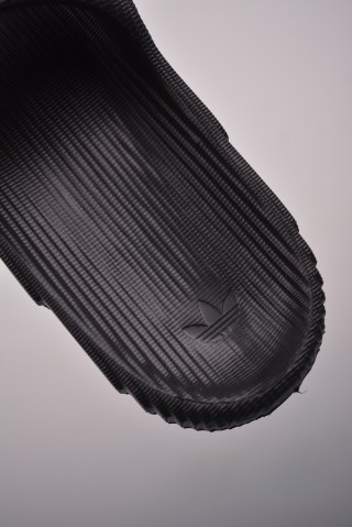 Adidas Adilette view 9