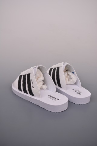 Adidas Originals Gazelle Beach view 3