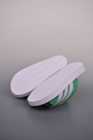 Adidas Originals Gazelle Beach view 3