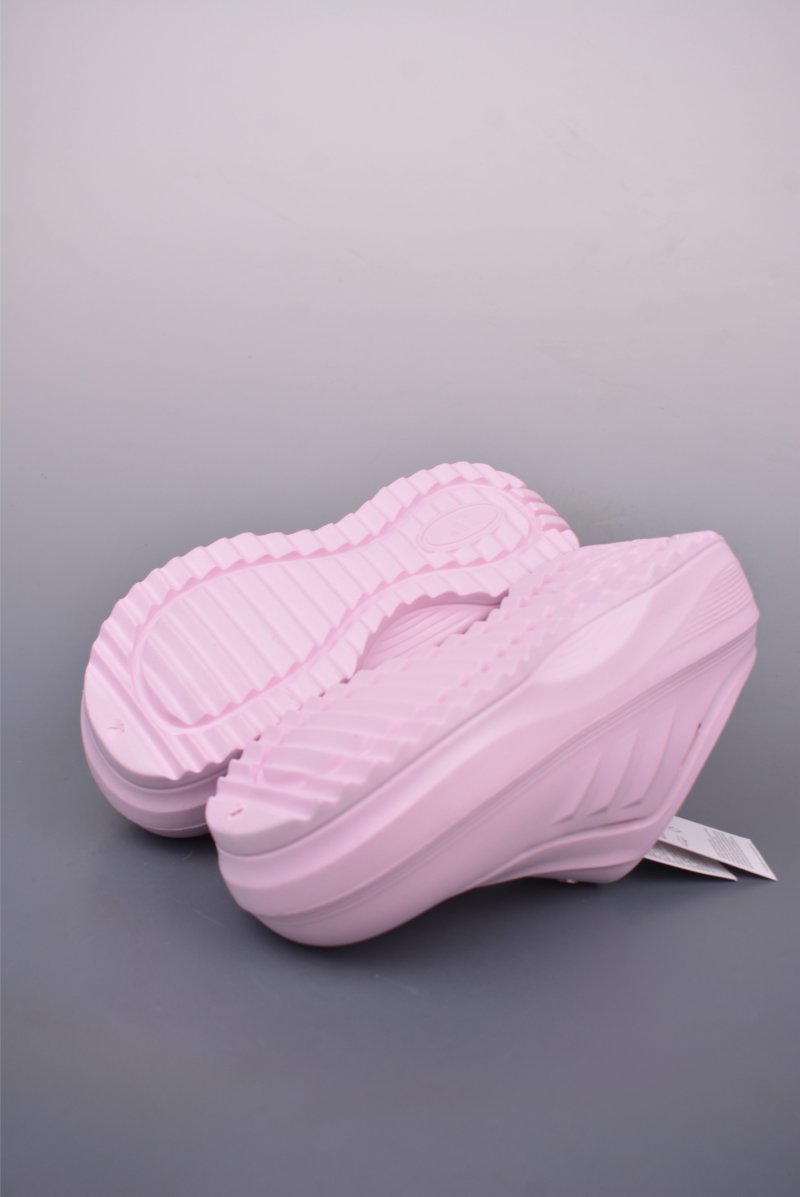 Adidas Ozwave Clog view