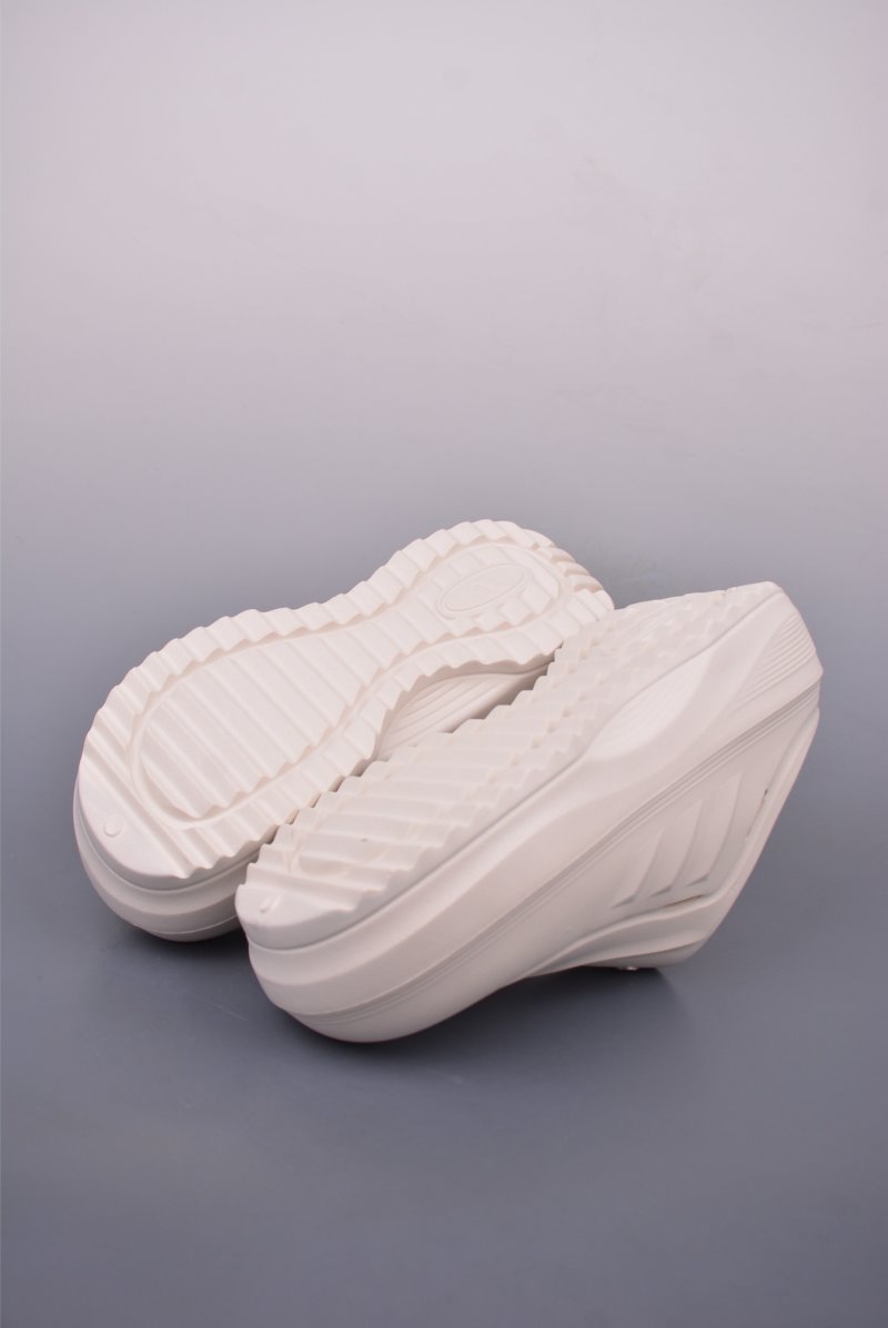 Adidas Ozwave Clog view