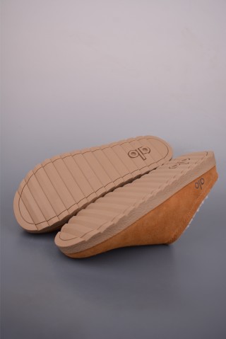 Alo Yoga Recovery Slipper view 3