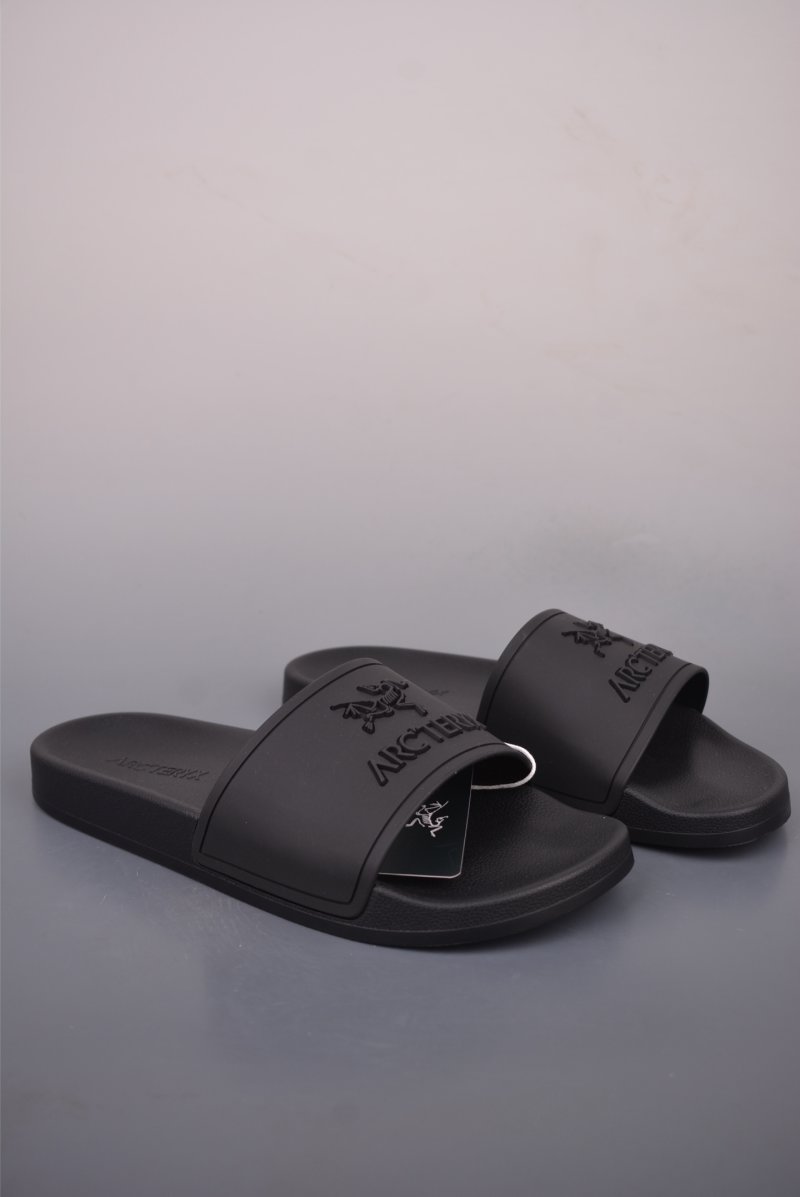 Arcteryx Slipper Pro M view