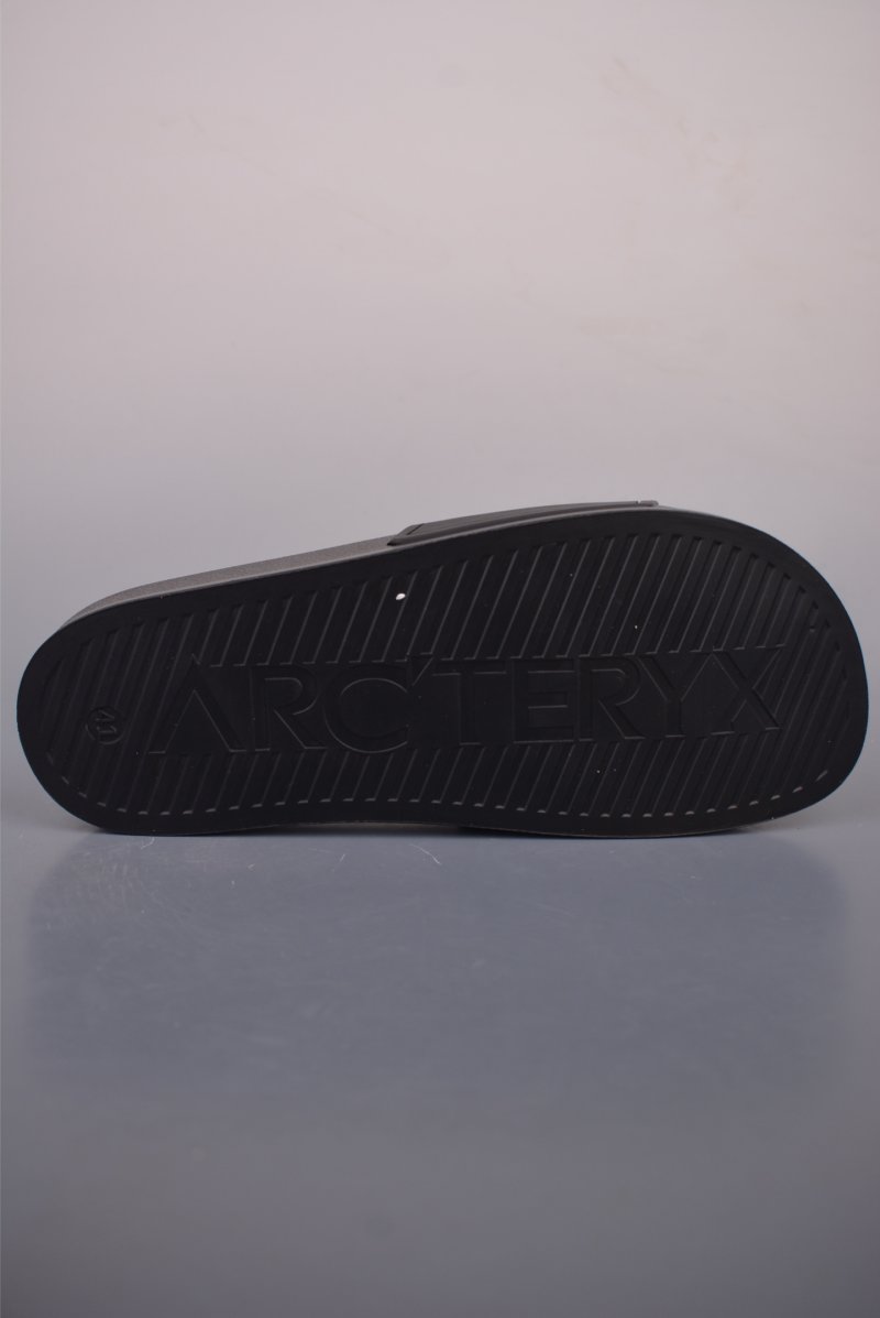 Arcteryx Slipper Pro M view