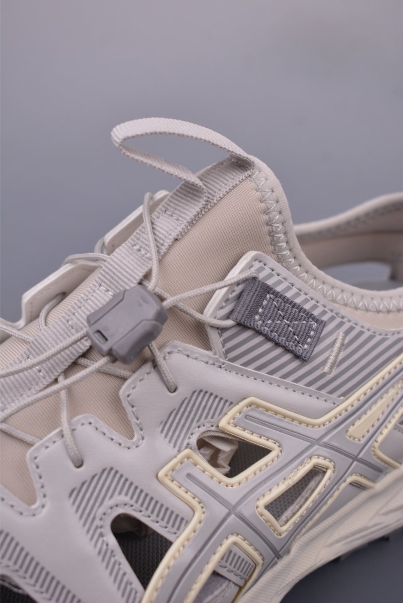 Asics Gel-Sonoma SE view
