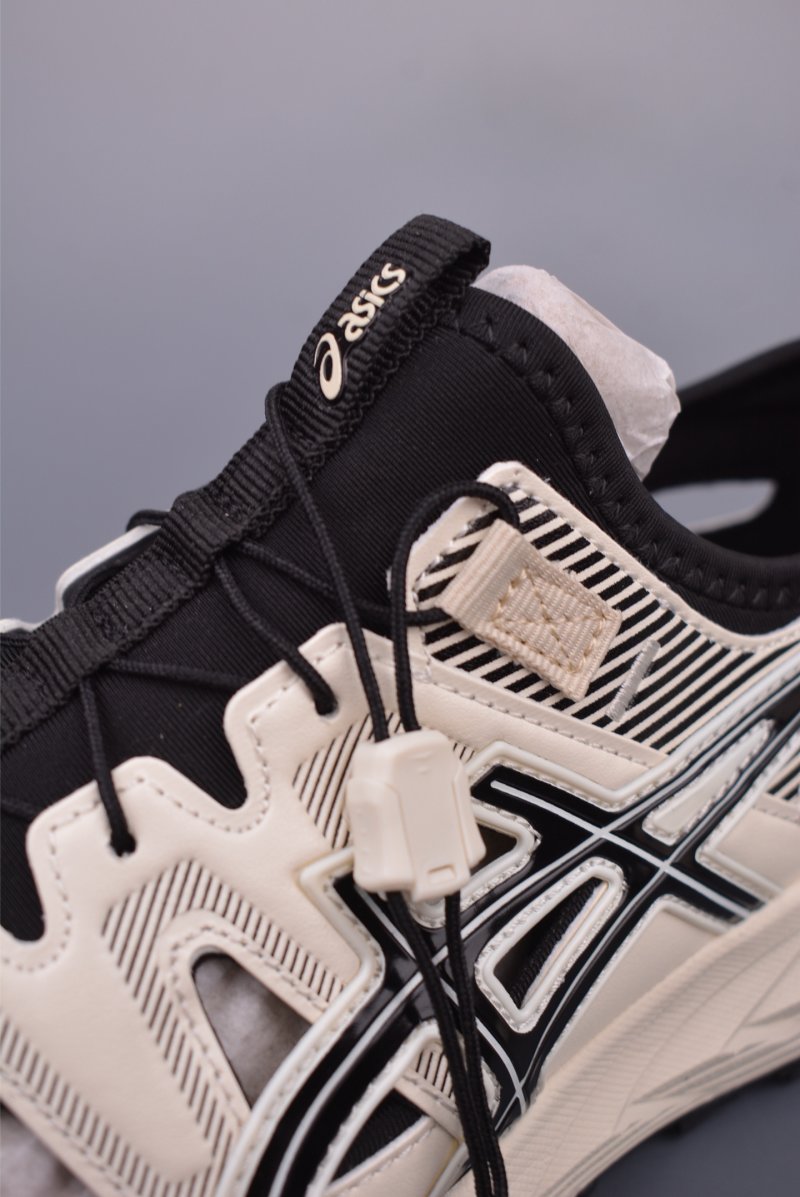 Asics Gel-Sonoma SE view