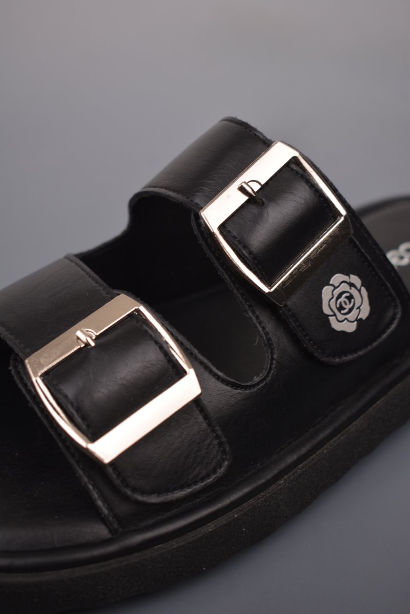 Chanel Logo TPU 'Red' view