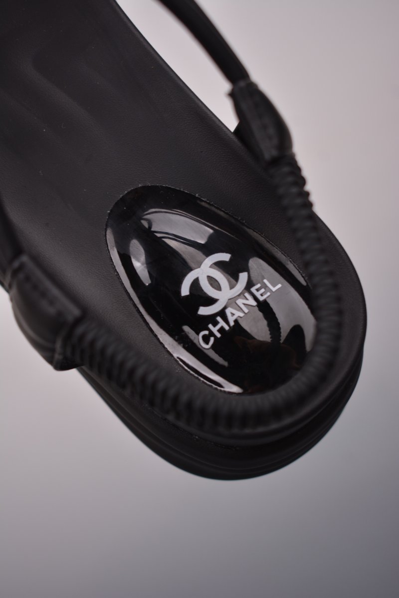 Chanel Logo TPU 'Red' view