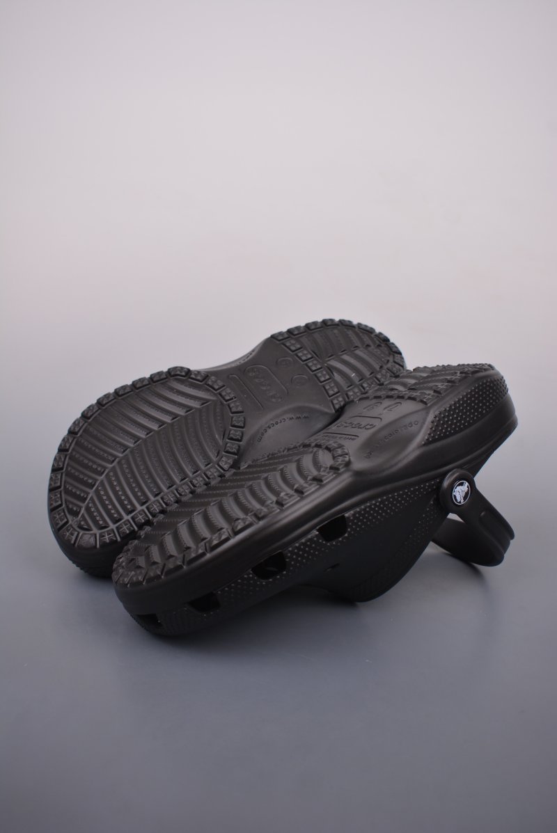 Crocs 2CM view