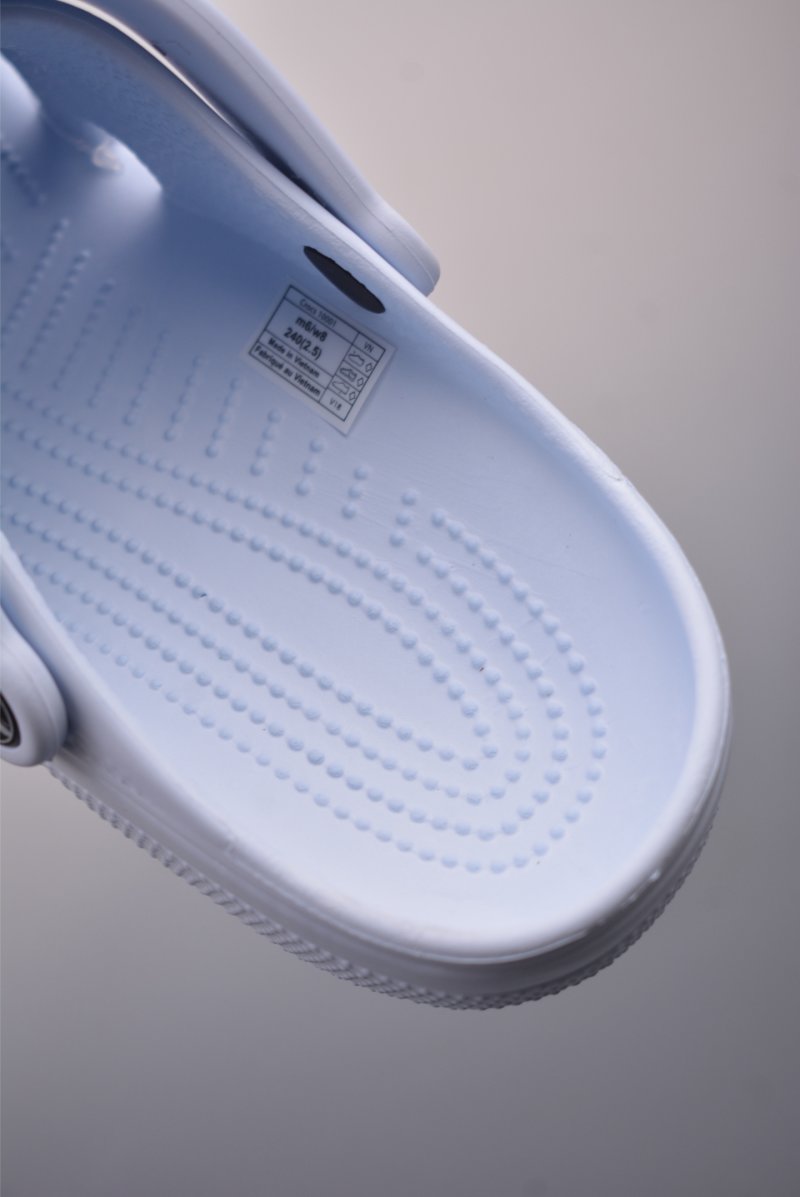 Crocs 2CM view