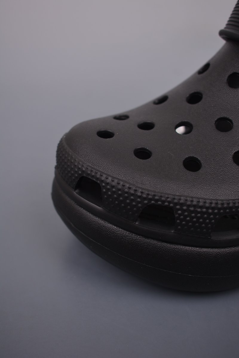 Crocs 5CM view