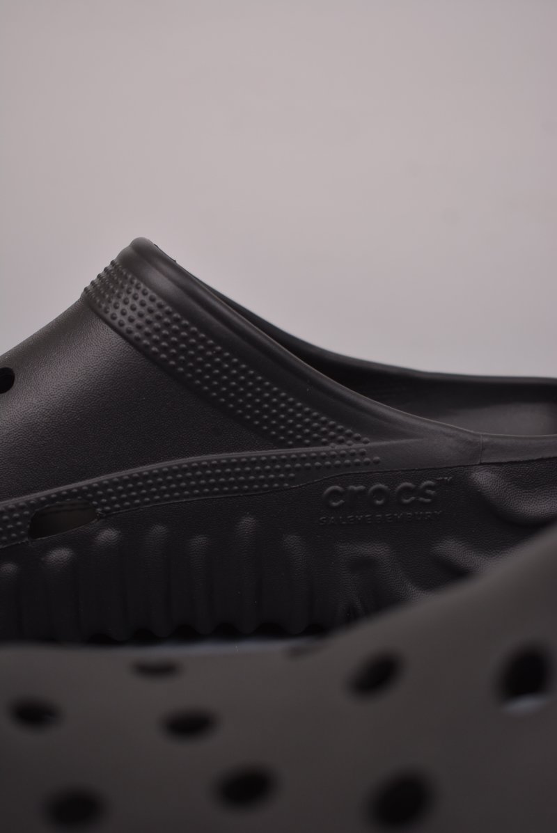 Crocs Bayaband view