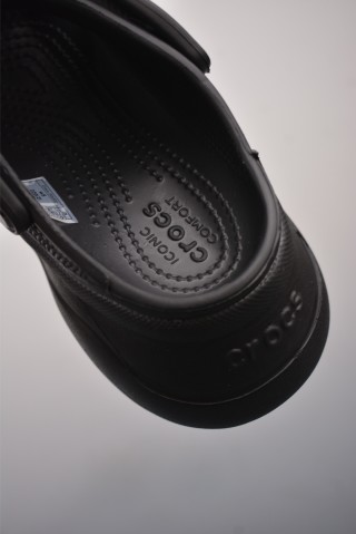 Crocs view 8