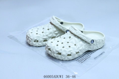 Crocs Duet Max II Clog Sandal view 3