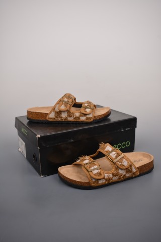 Ecco Slide view 5
