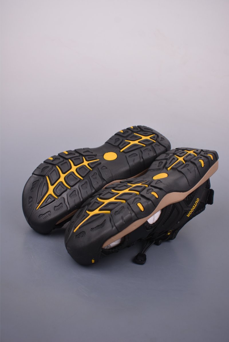 Ecco Outdoor Sandal view