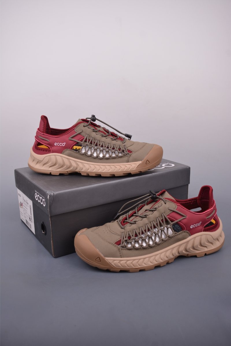 Ecco Outdoor Casual Sandal view