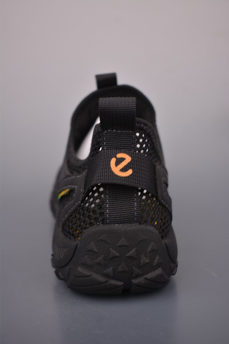 Ecco Baroque Classic view