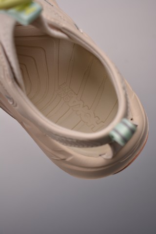 Hoka One Hopara 'DNA' view 9