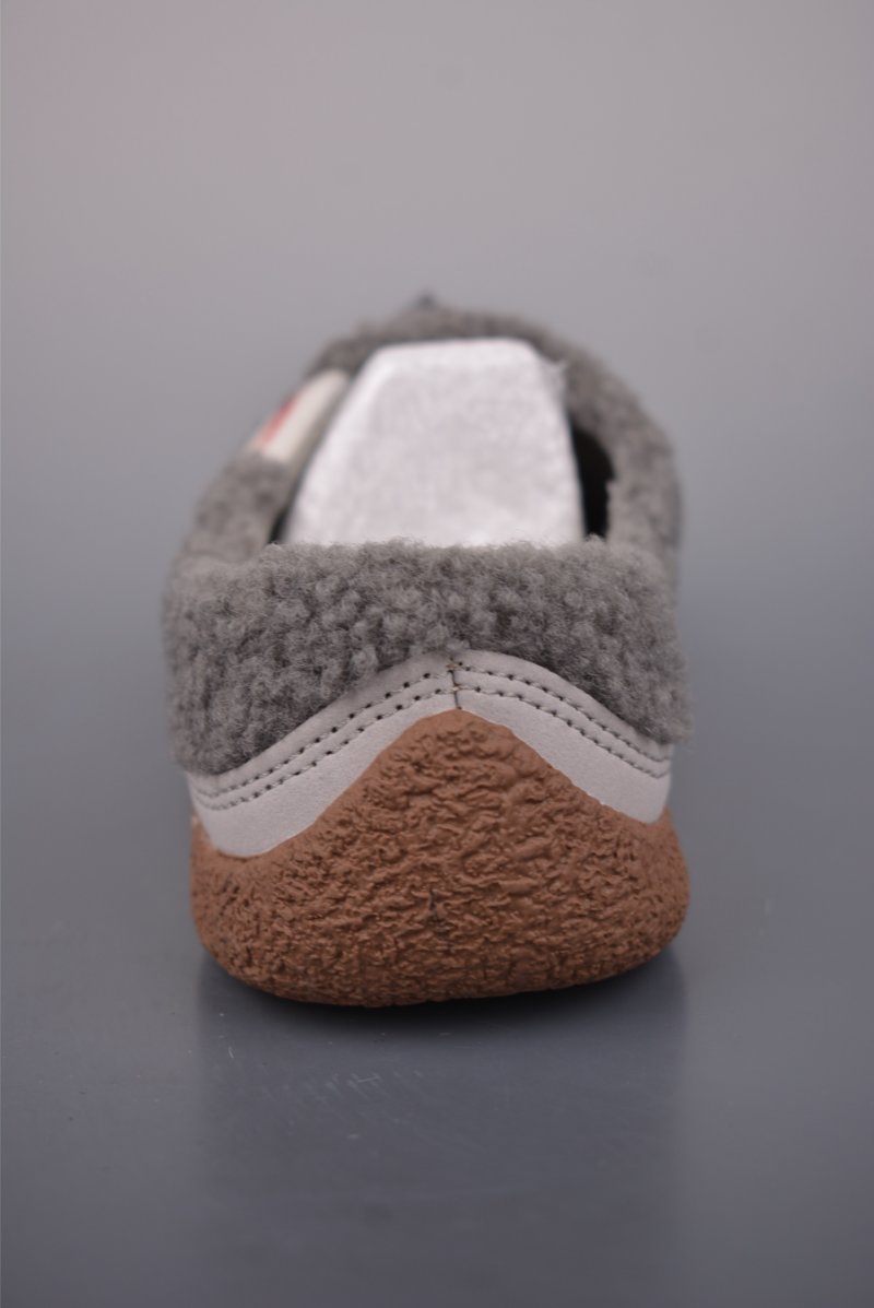 Keen Dark Gray 'Grey Fleece' view