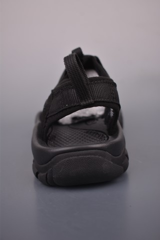 Keen Hyperport H2 Newport view 4