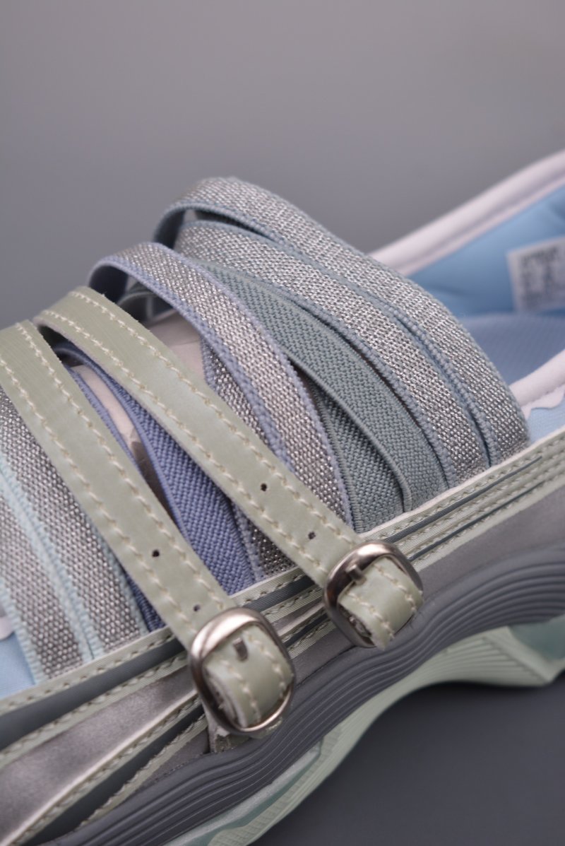 Kiko Kostadinov X Marc Jacobs X Asics Gel-Lokros 'Gold' view