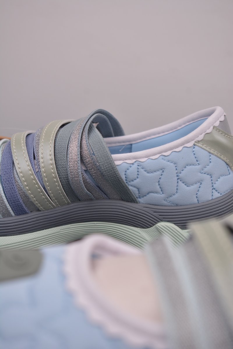 Kiko Kostadinov X Marc Jacobs X Asics Gel-Lokros 'Gold' view