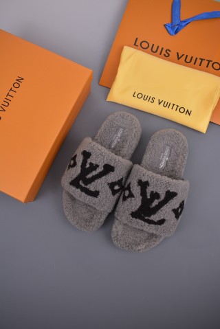 Louis Vuitton Wool Slipper view 1