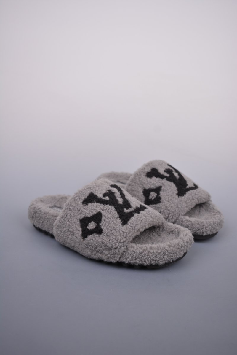 Louis Vuitton Wool Slipper view