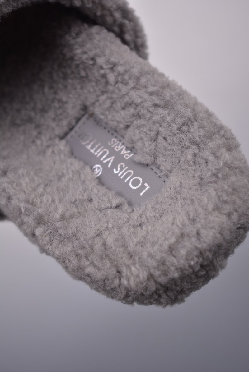 Louis Vuitton Wool Slipper view