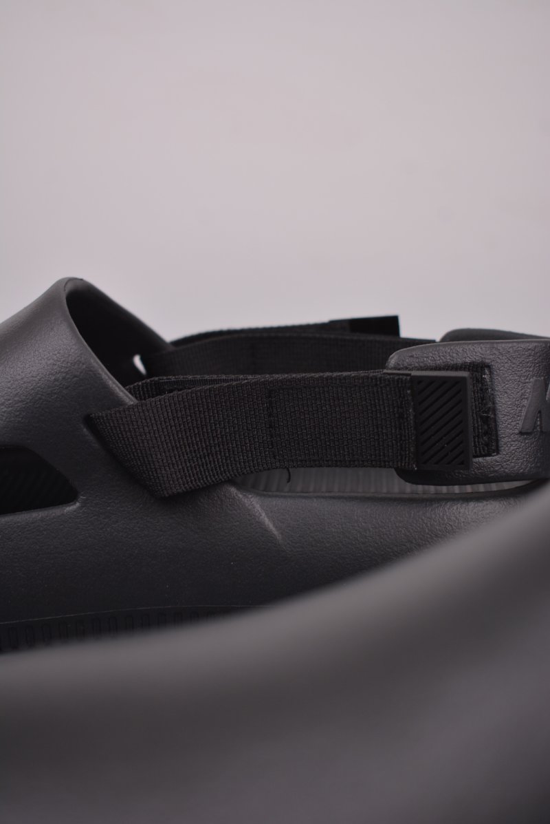 Nike Calm Mule view