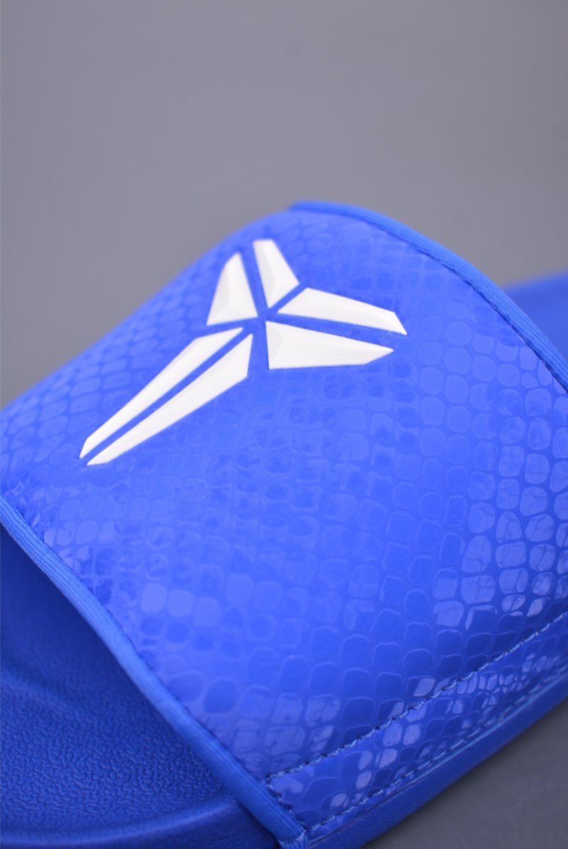 Nike Kobe Offcourt Slide 'Hyper Royal' view