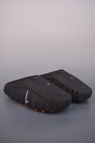 Nike Mind Mule view 1