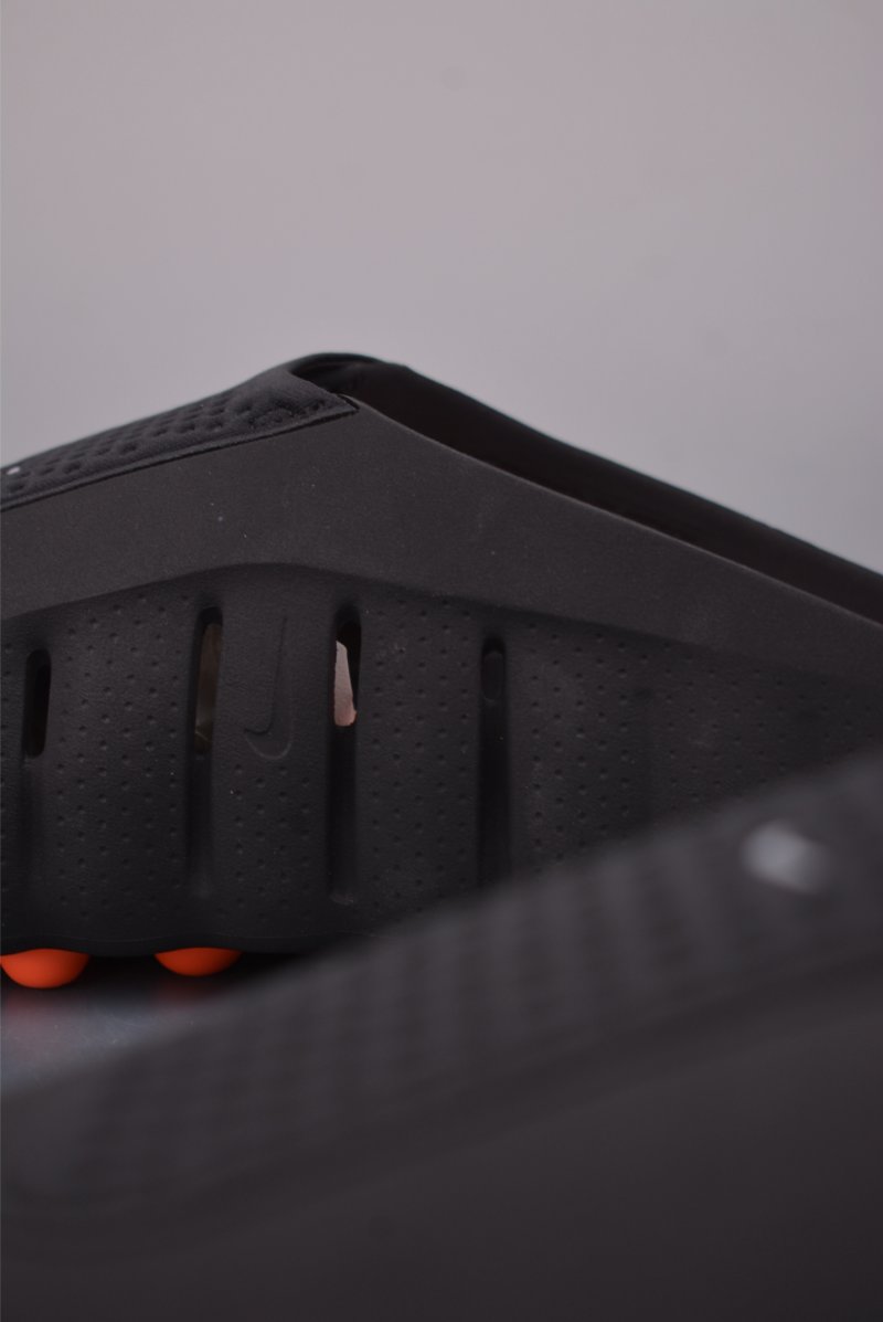 Nike Mind Mule view