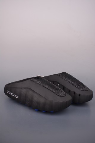 Nike Mind Mule view 1
