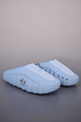 Nike Mind Mule view 1