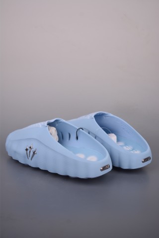 Nike Mind Mule view 2