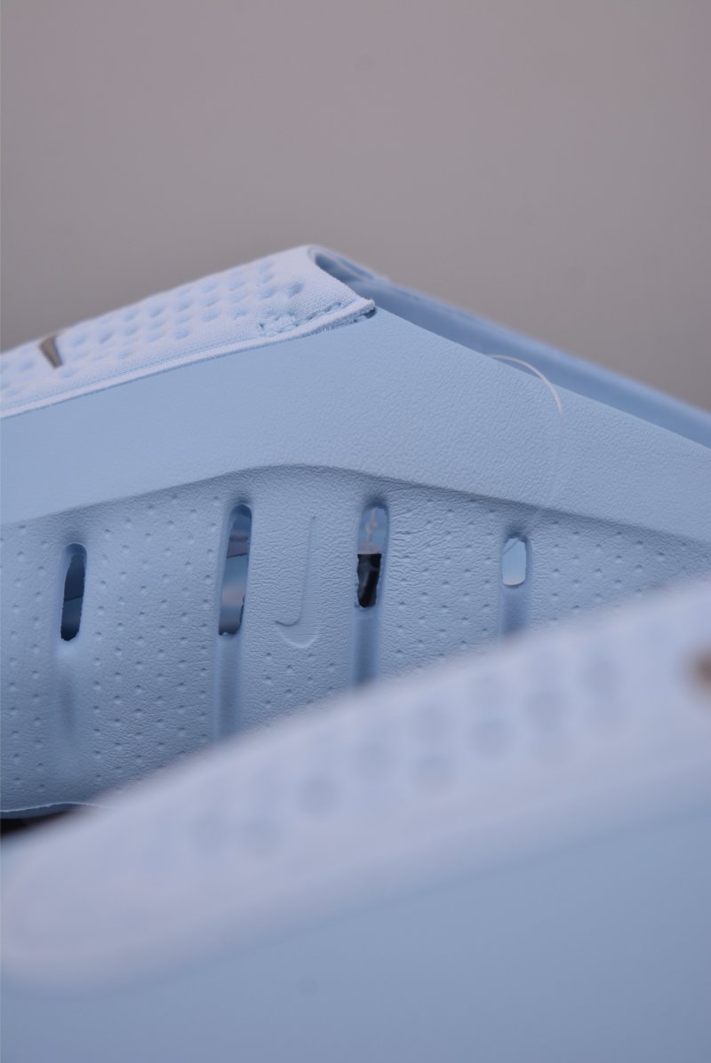 Nike Mind Mule view