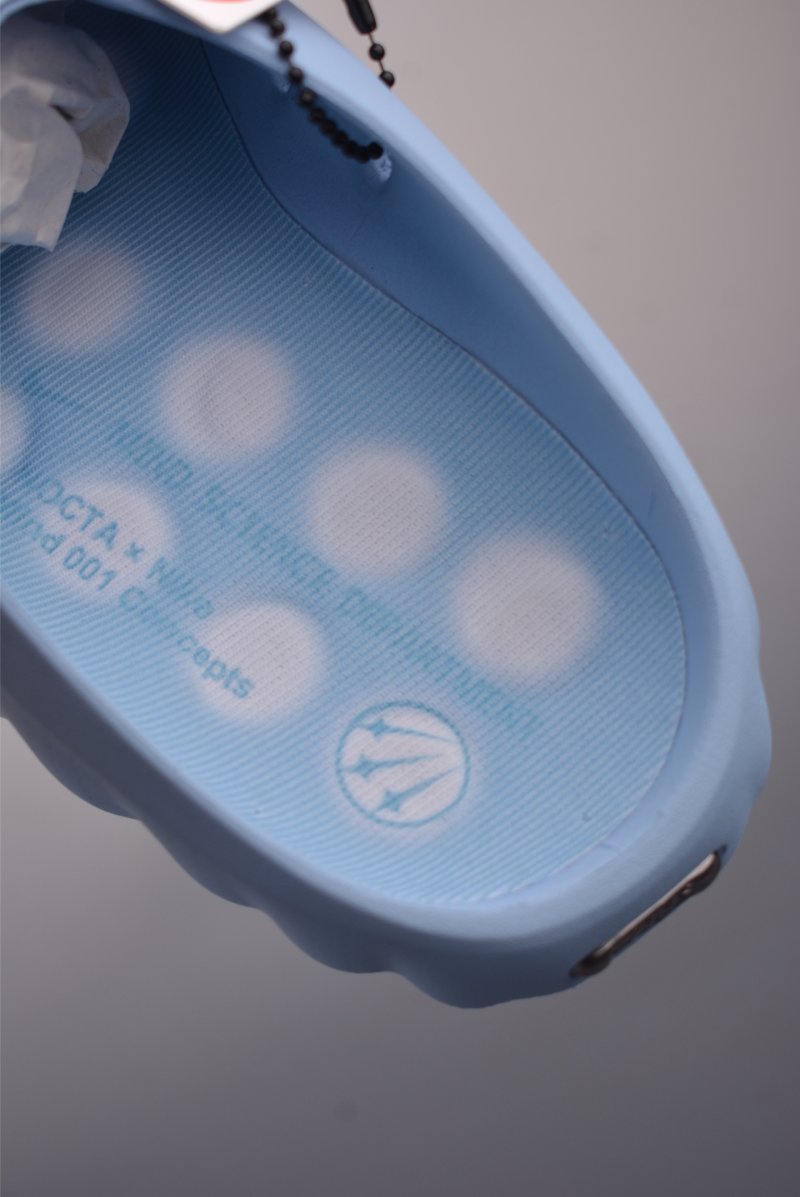 Nike Mind Mule view