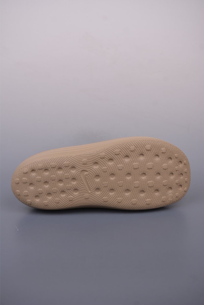 Nike ReactX Rejuven8 Slide view