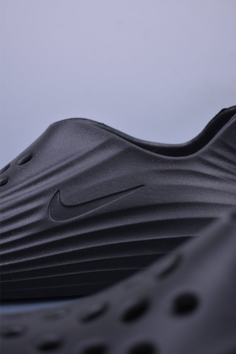 Nike ReactX Rejuven8 Slide view
